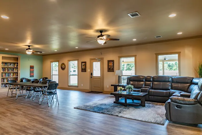 Leisure Lane RV Resort Magnolia Picture 4