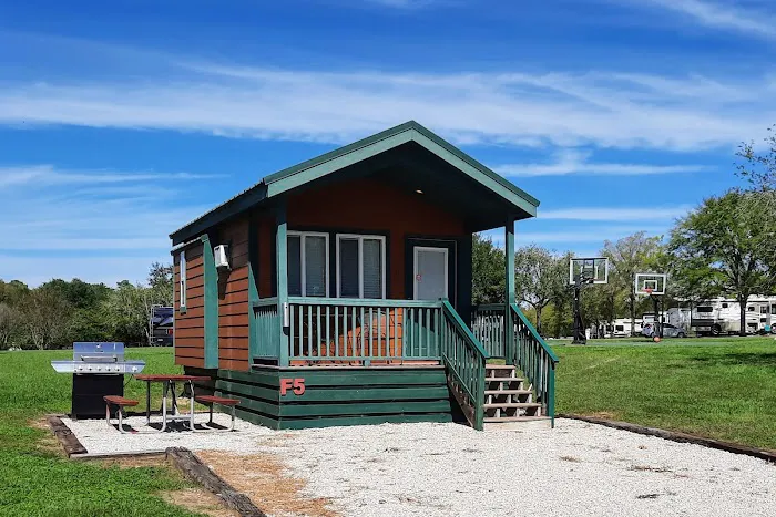 Lake Conroe RV & Camping Resort Picture 4