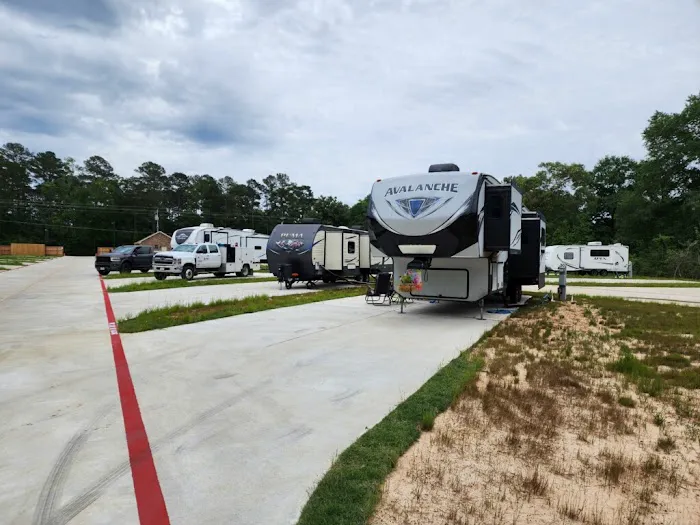 Alford RV Picture 4