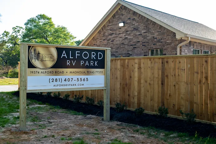 Alford RV Picture 3