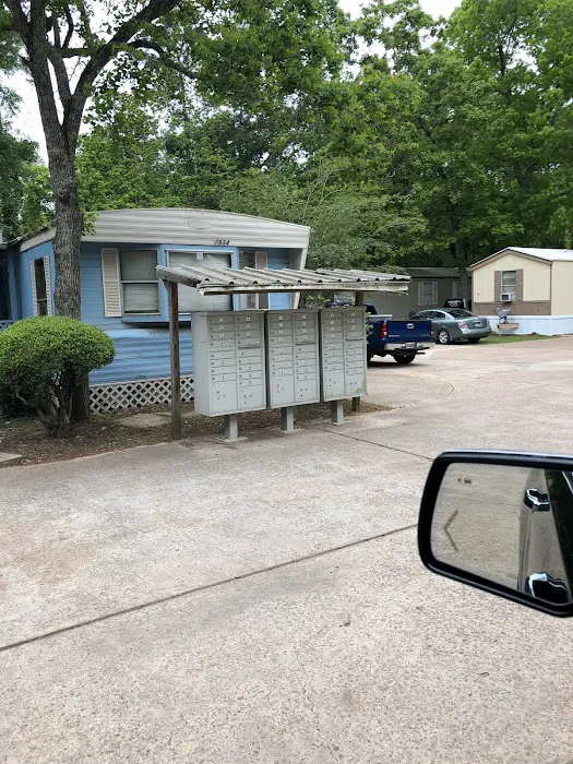 Woodland Hills Mobile Home Community Picture 7