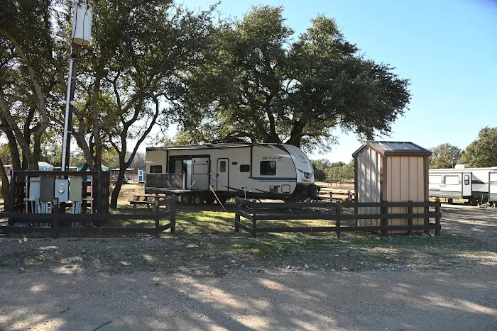 Eagle's Nest Village RV Park Picture 7