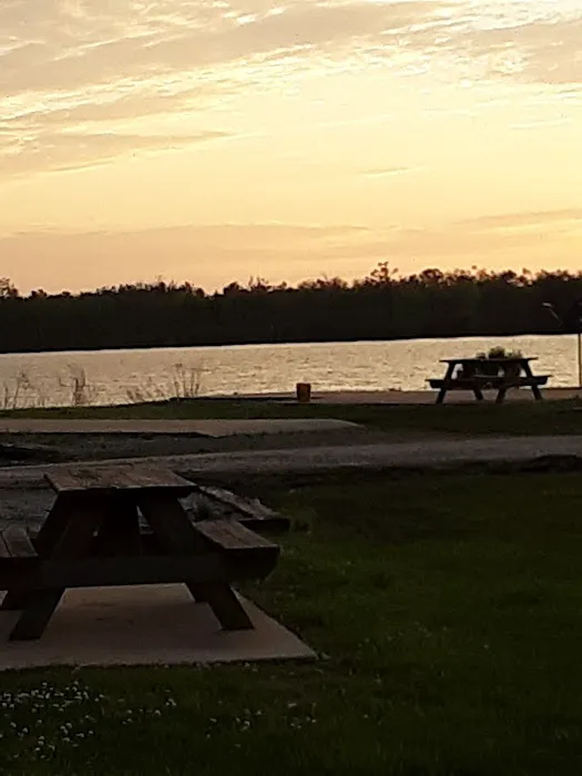 Lakeview Paradise RV Resort Picture 1