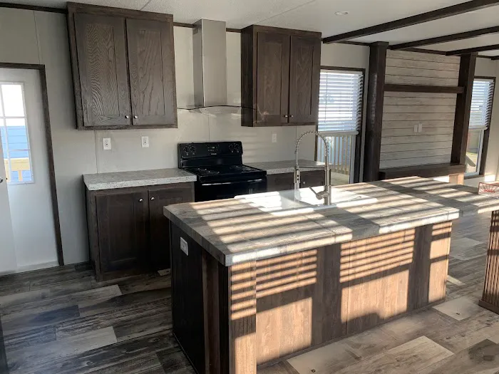 Wenwood Village RV & Mobile Home Park Picture 6