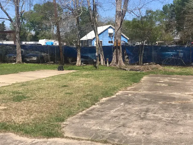 Wenwood Village RV & Mobile Home Park Picture 8