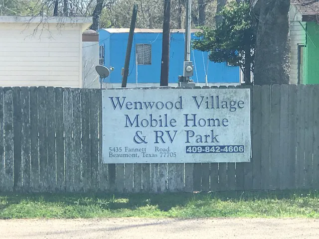 Wenwood Village RV & Mobile Home Park Picture 9