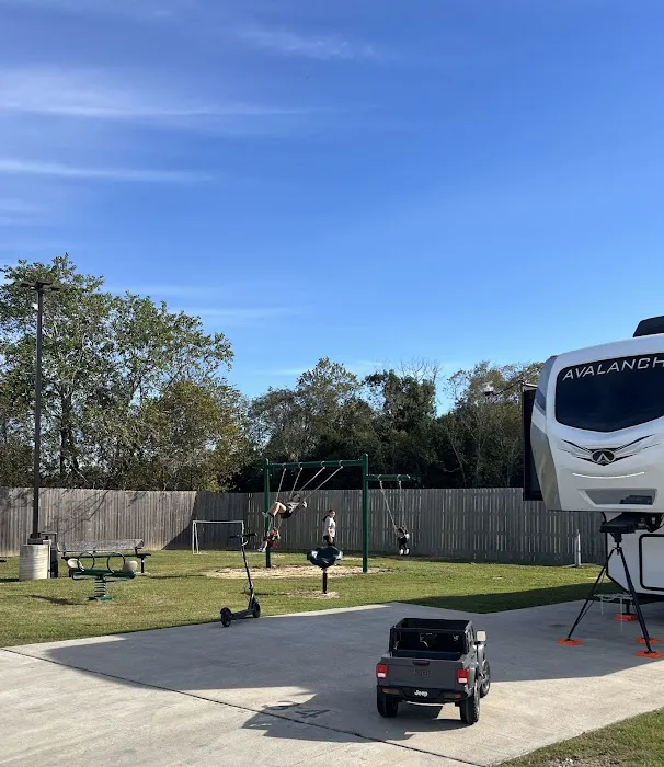 Cardinal RV Parks Picture 3