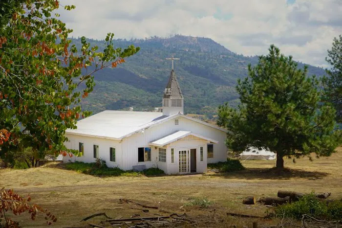 The Mountain Chapel Campground Picture 3