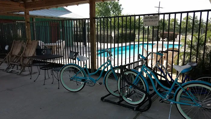 Gulf Coast RV Resort Picture 10