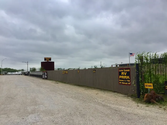 Lucas Gusher RV Park Picture 4