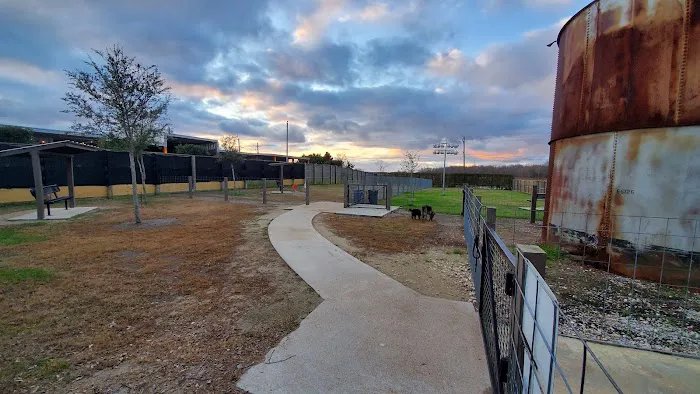 Lucas Gusher RV Park Picture 5