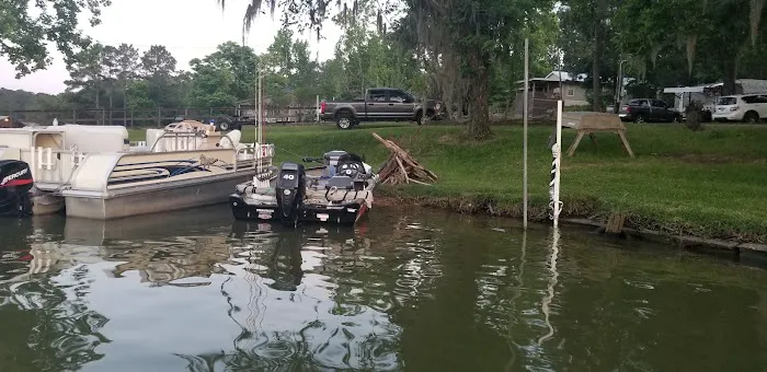 RV Park at Patrick's Landing Picture 6