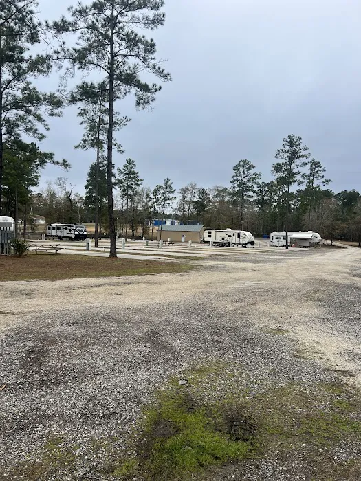 Enchanted Woods RV Resort Picture 1