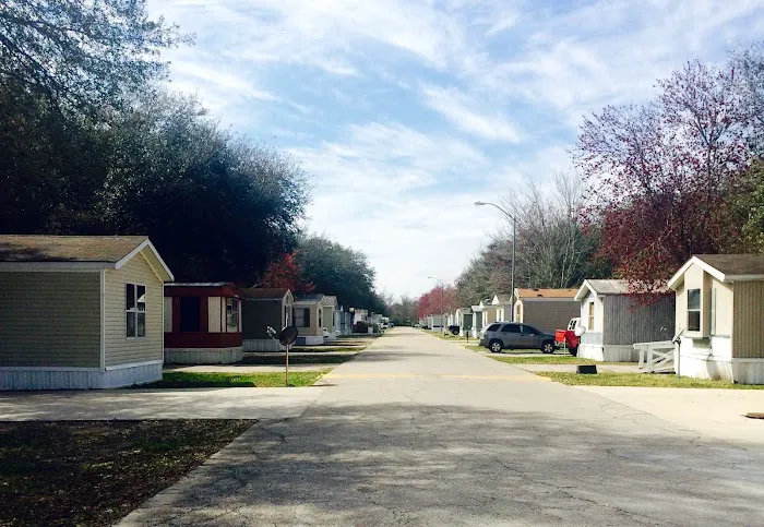 Cumberland Estates Manufactured Housing Community Picture 4