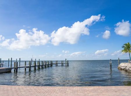 Keys Palms RV Resort