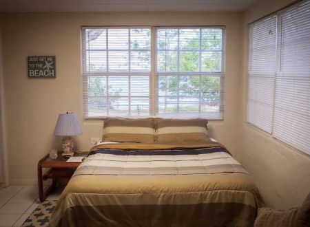 Kings Kamp RV Park, Marina, Hotel Rooms