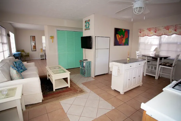 Kings Kamp RV Park, Marina, Hotel Rooms Picture 5