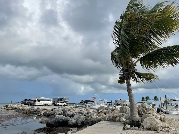 Blue Fin Rock Harbor RV Park & Marina Picture 6