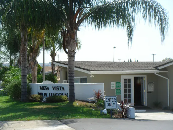 Mesa Vista Mobilehome Park Picture 2