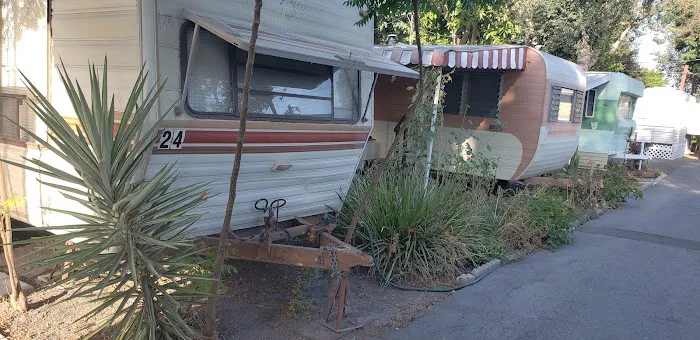 Saint Andrew Trailer Park Picture 2