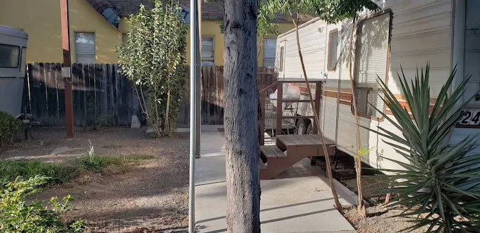 Saint Andrew Trailer Park Picture 3