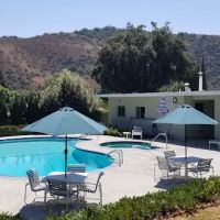 Hollydale Mobilehome Estates ico