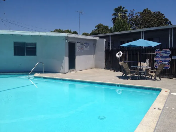Bigs Mobile Home Park Picture 1