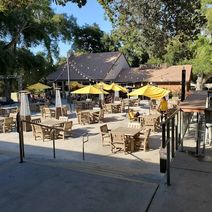 Temecula KOA at Vail Lake Picture 9