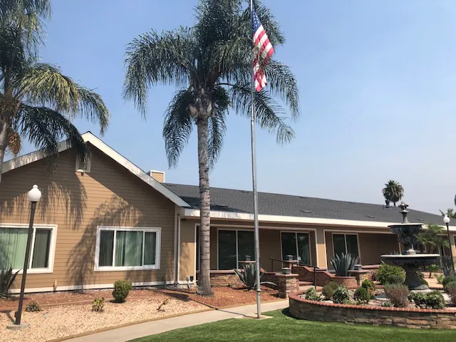 Friendly Village of Anaheim Mobile Home Park Picture 2