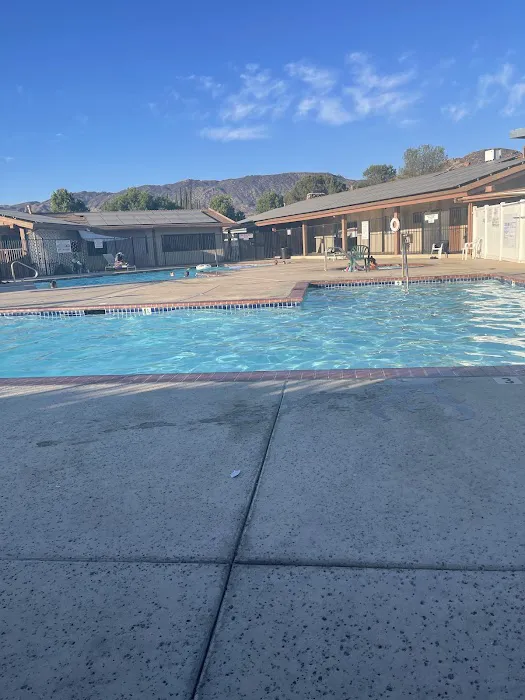 Simi Country Mobile Home Estates Picture 1