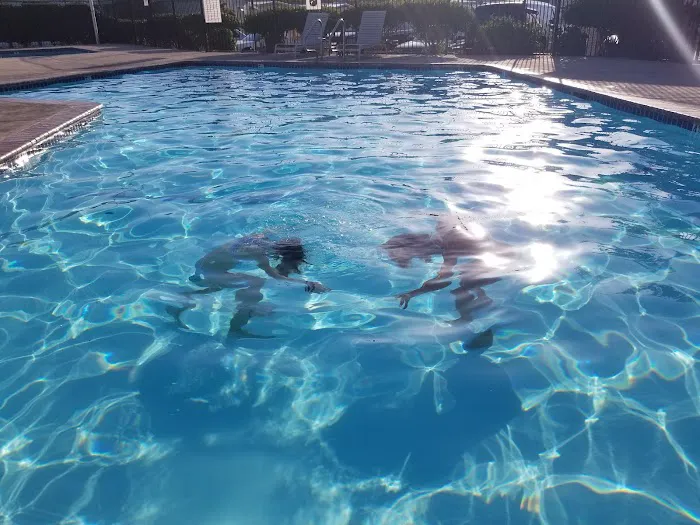 Simi Country Mobile Home Estates Picture 10