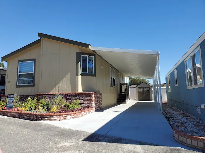 Indian Hills Mobile Home Village Picture 3