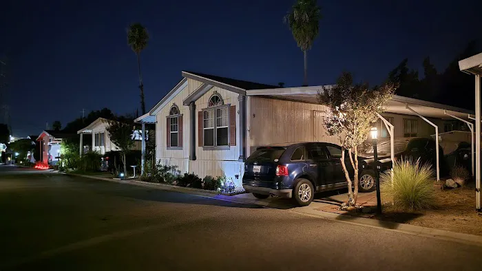 Los Olivos Mobile Home Park Picture 1