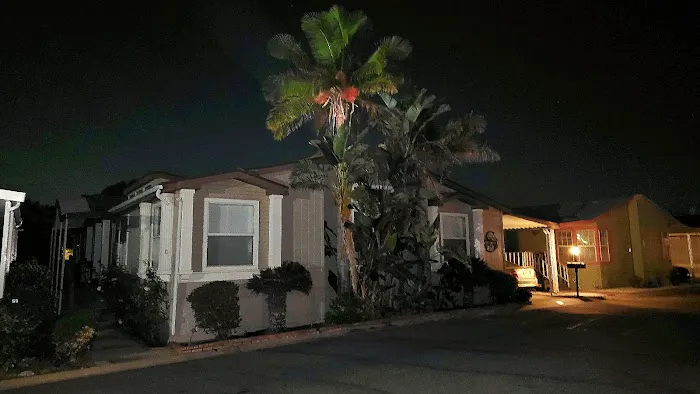 Los Olivos Mobile Home Park Picture 8