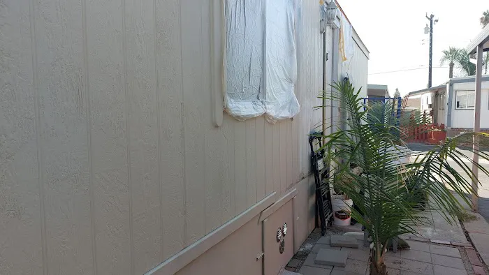 Royal Palms Mobile Home Park Picture 6