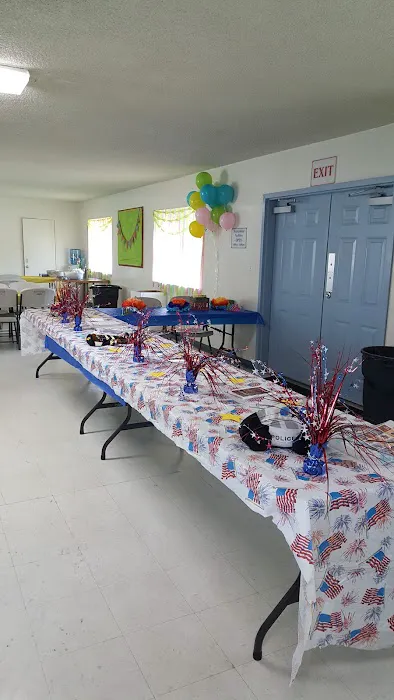Royal Palms Mobile Home Park Picture 9