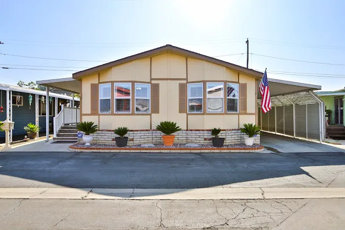 San Dimas Royal Mobile Homes Picture 1