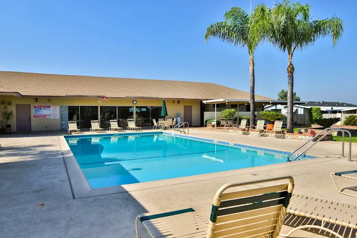 San Dimas Royal Mobile Homes Picture 4