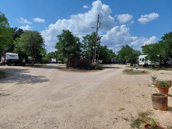 Country Sidewalk RV Park Picture 6