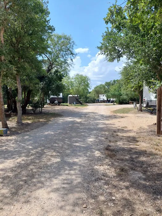 Country Sidewalk RV Park Picture 4