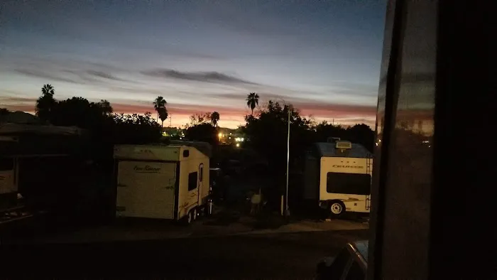 Olive Avenue RV Resort Picture 8