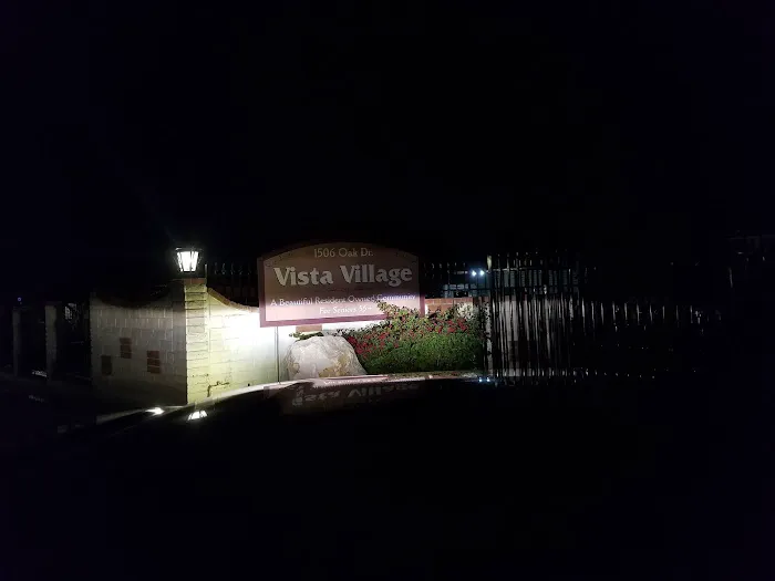 VISTA VILLAGE MOBILE HOME PARK Picture 3
