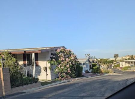 La Moree Estates