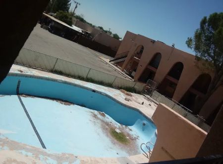 Coachlight Inn Motel & RV