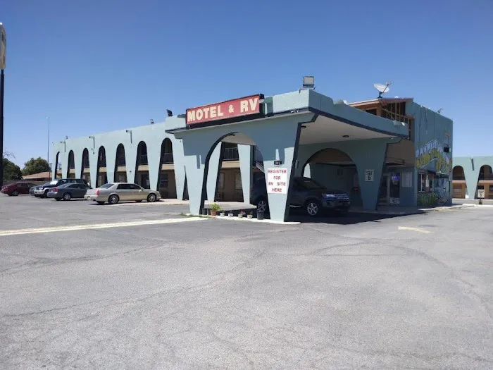 Coachlight Inn Motel & RV Picture 4
