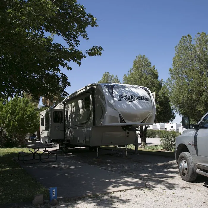 Sunny Acres RV Park Picture 2