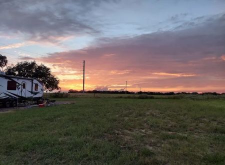 Eagle's Nest RV Park