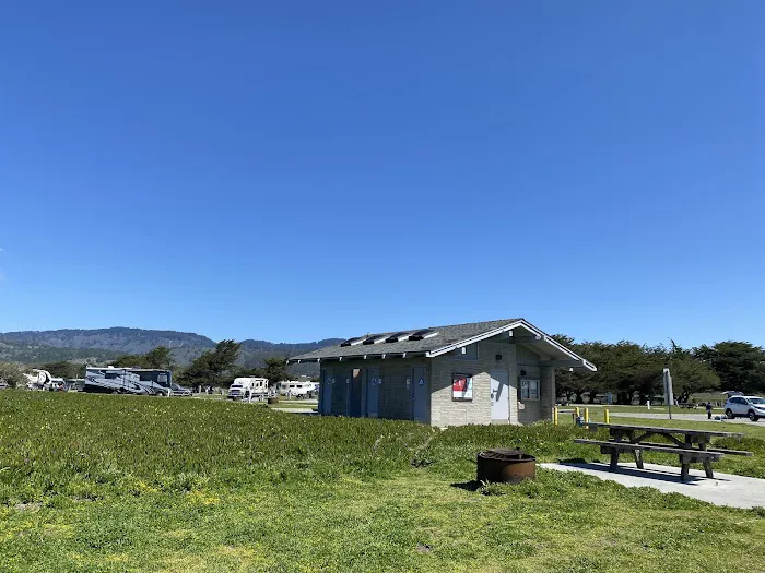 Francis Beach Campground Picture 4