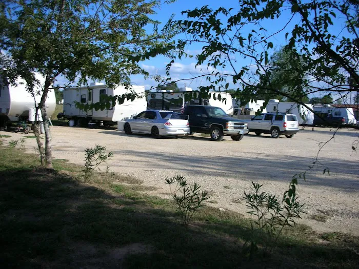 Country View RV Park Picture 2