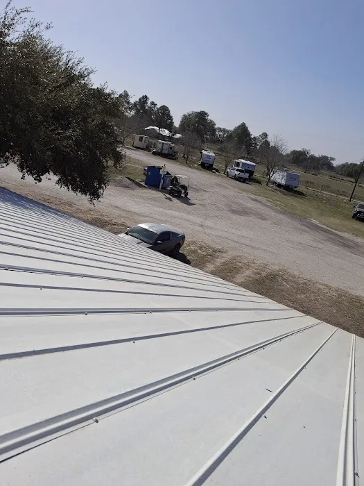 Pecan Tree RV Park Picture 2